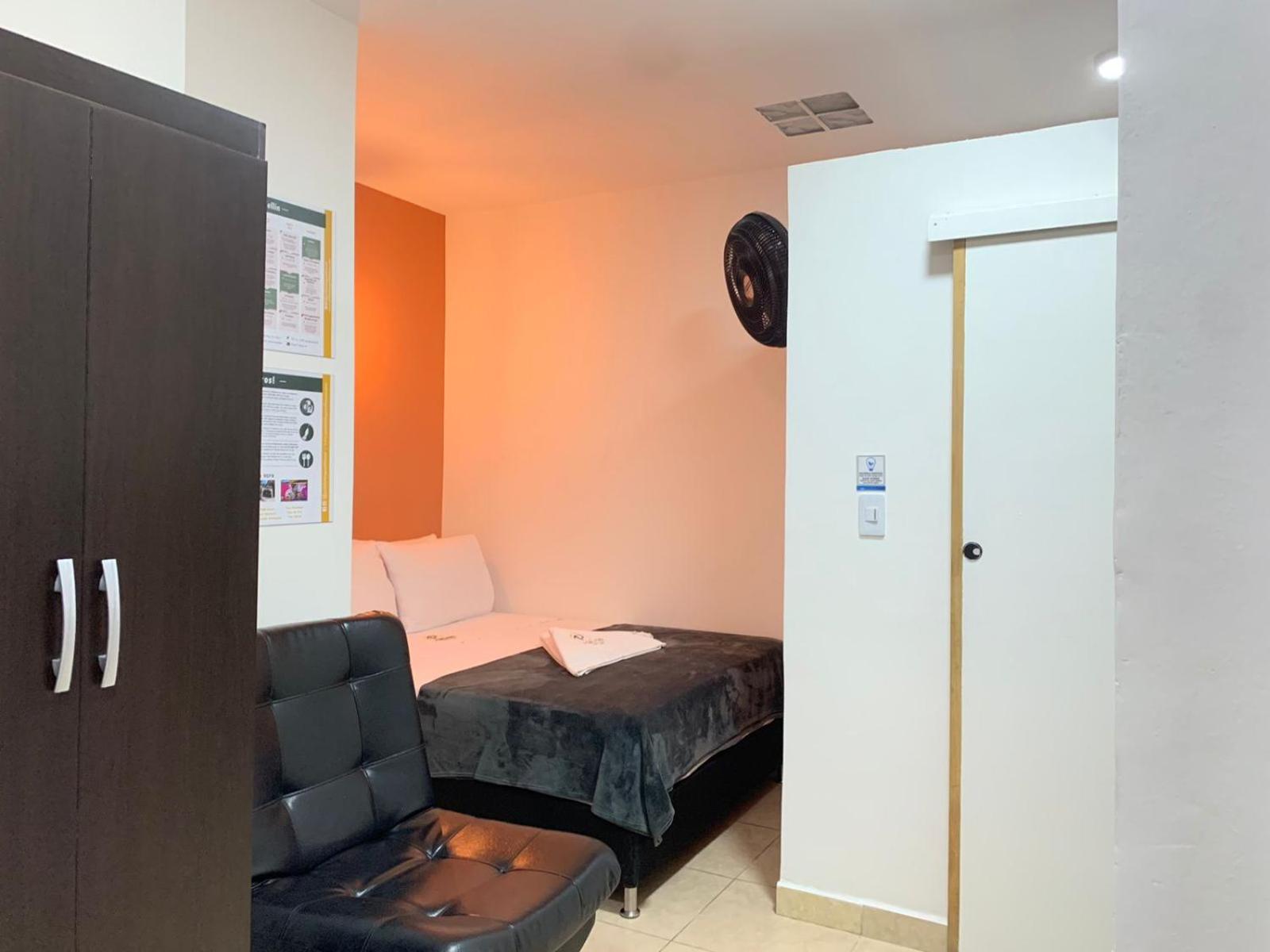 Poblado Guest House Medellin Luaran gambar