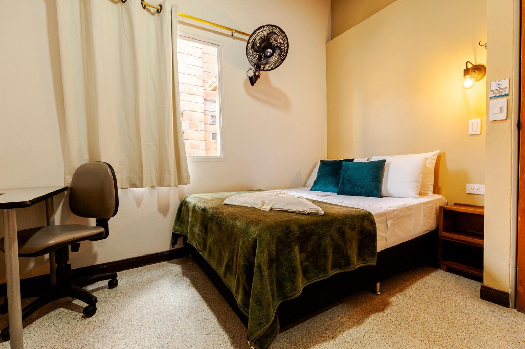 Poblado Guest House Medellin Luaran gambar