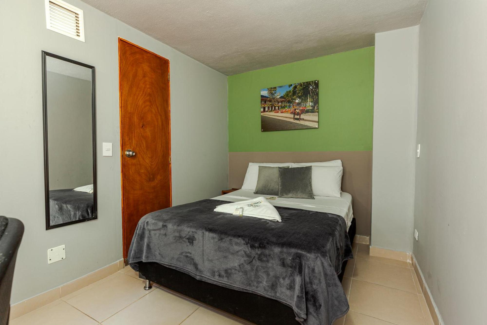 Poblado Guest House Medellin Luaran gambar