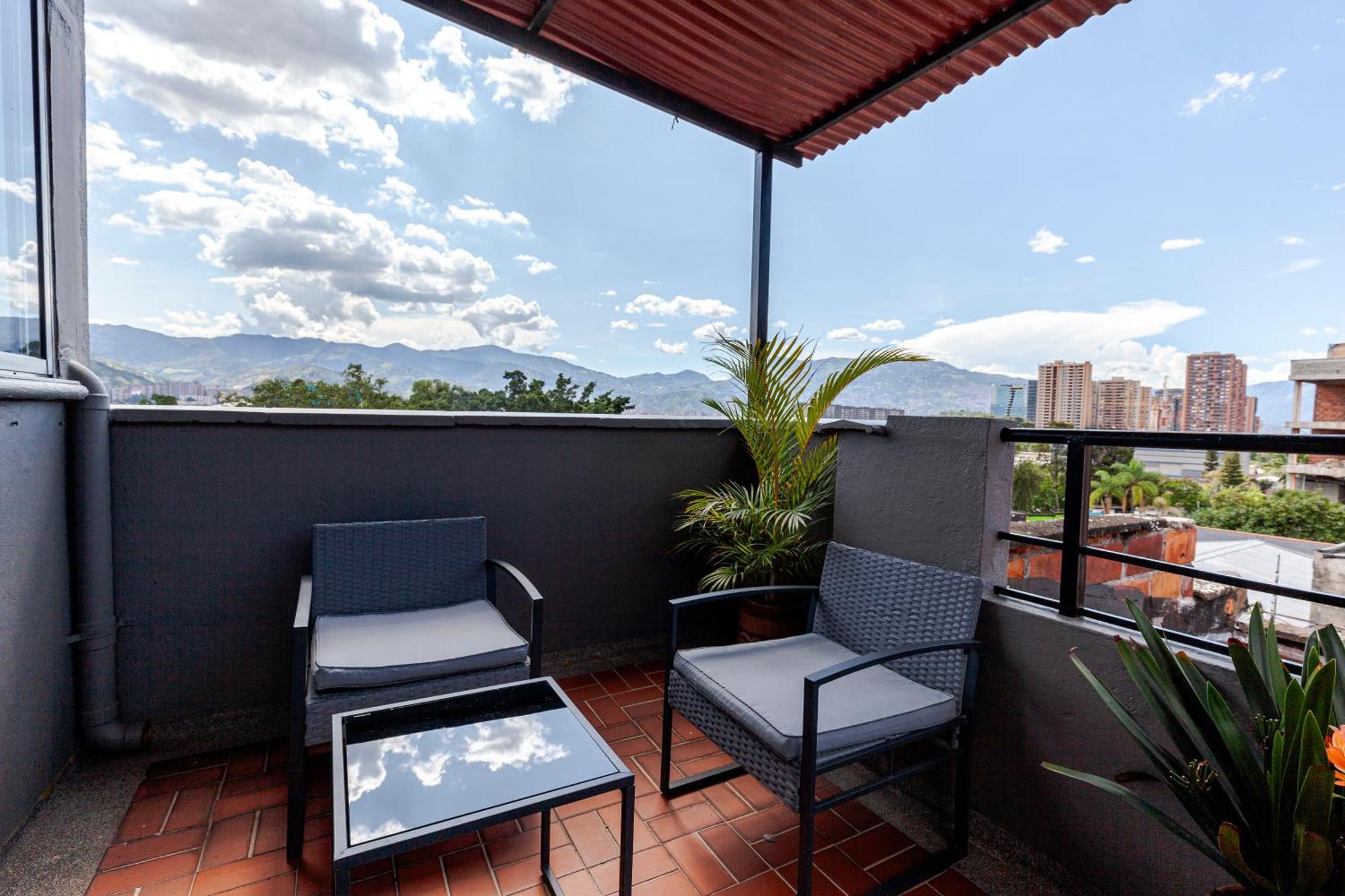 Poblado Guest House Medellin Luaran gambar