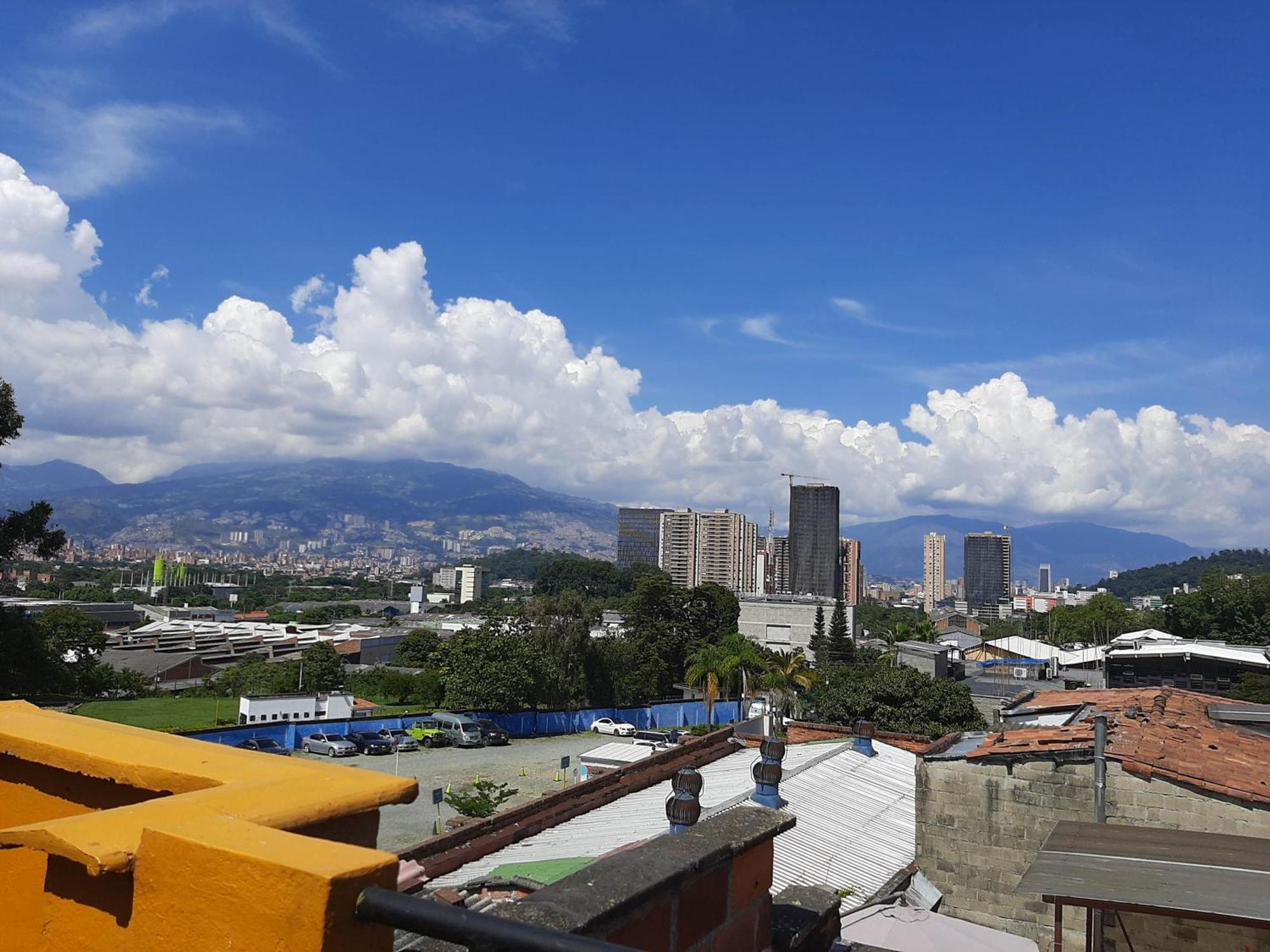 Poblado Guest House Medellin Luaran gambar