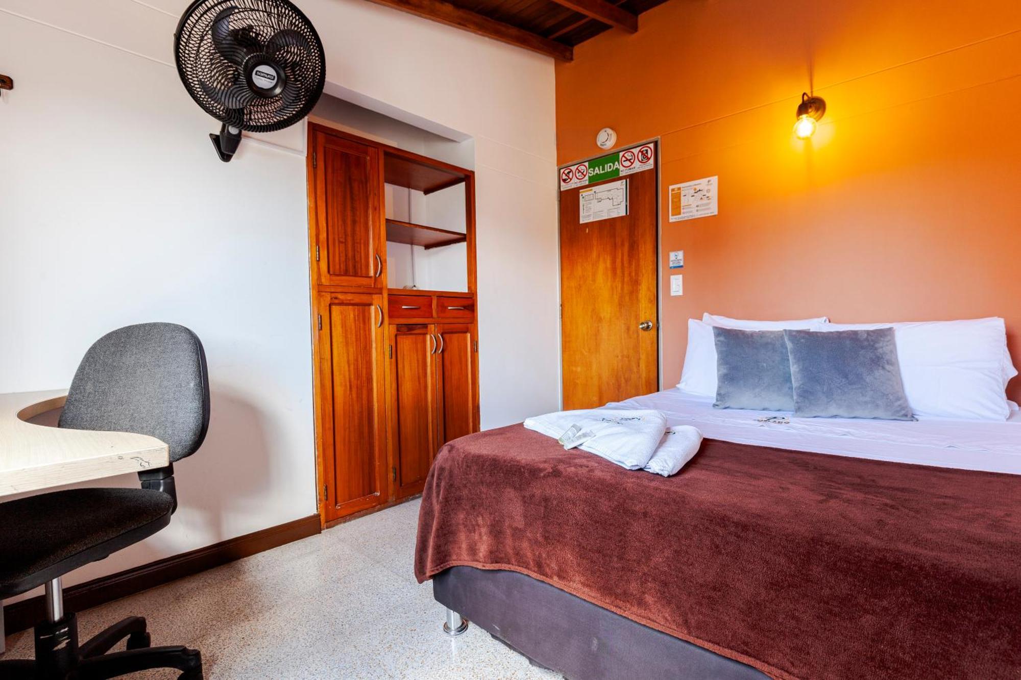 Poblado Guest House Medellin Luaran gambar