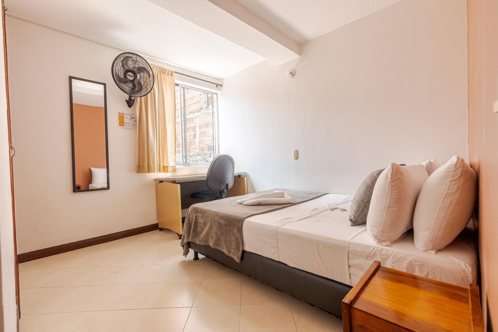 Poblado Guest House Medellin Bilik gambar