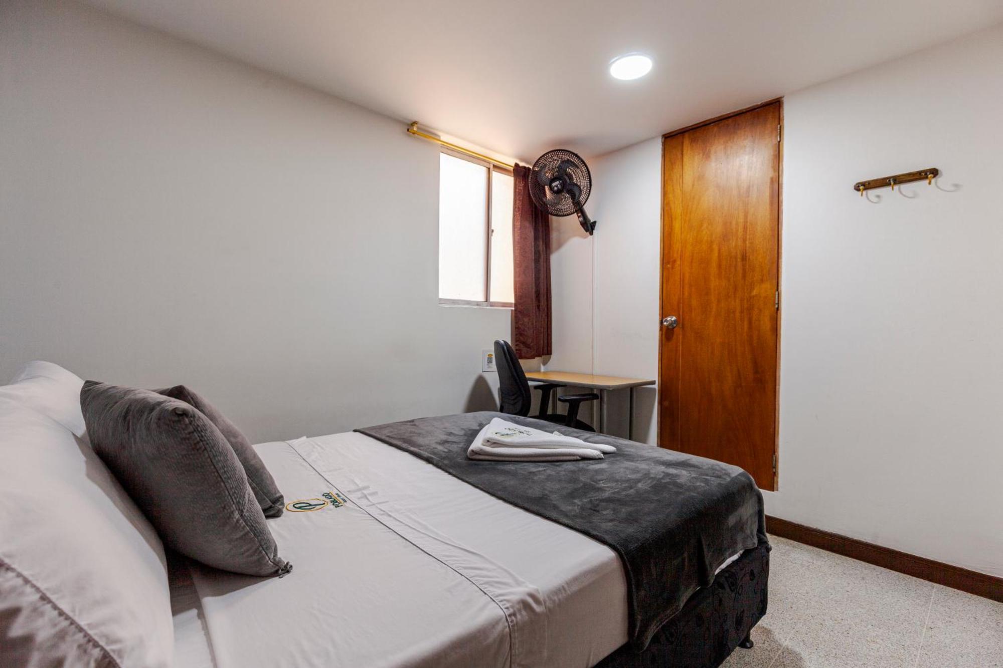Poblado Guest House Medellin Bilik gambar